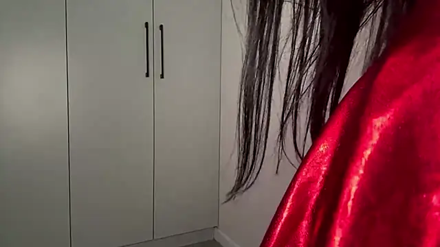 KarieEgge online show from 06/27/26, 12:22