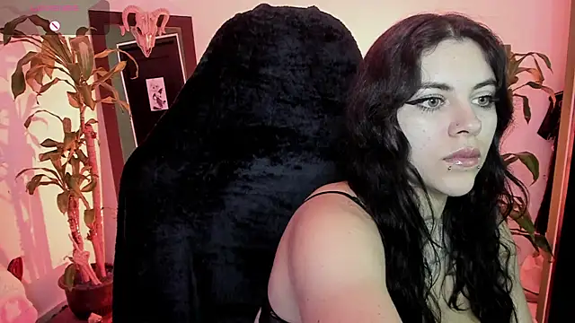 Snapshot of MissCharlottte_18 chatting on 07/12/26, 12:55 MissCharlottte 18 online show from 07/12/26, 12:55
