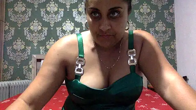 Antoniasweet online show from 07/06/26, 05:48