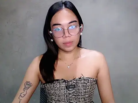 Snapshot of Urbabydollxxx chatting on 06/15/26, 06:18 Urbabydollxxx online show from 06/15/26, 06:18