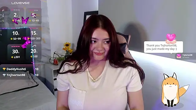 Snapshot of Lizeth_bigboob chatting on 06/21/26, 04:46 Lizeth bigboob online show from 06/21/26, 04:46