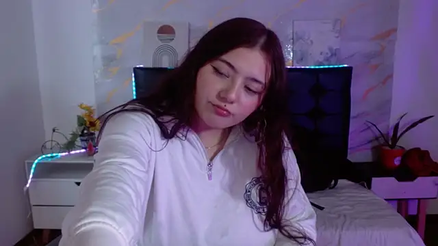 Lizeth bigboob online show from 05/14/26, 12:24
