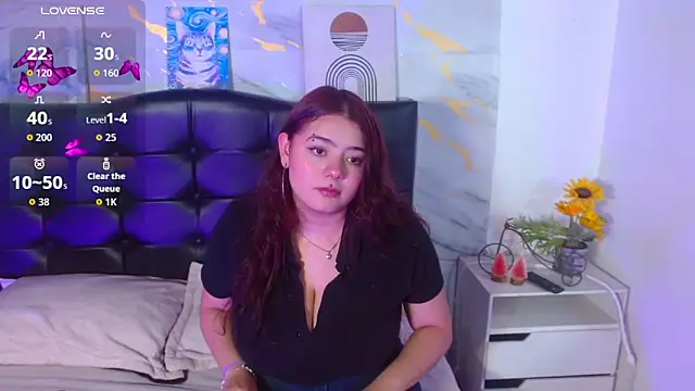 Lizeth bigboob online show from 05/25/26, 11:53