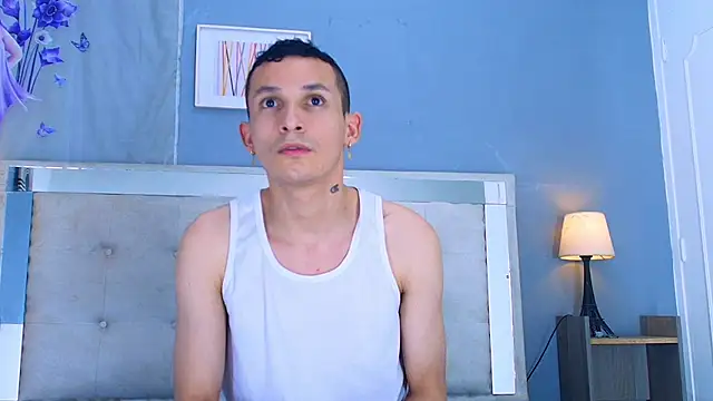 Snapshot of Isak_Berekoa chatting on 05/11/26, 07:33 Isak Berekoa online show from 05/11/26, 07:33