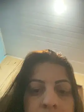 Snapshot of sweet_milenaa chatting on 05/19/26, 12:12 sweet milenaa online show from 05/19/26, 12:12