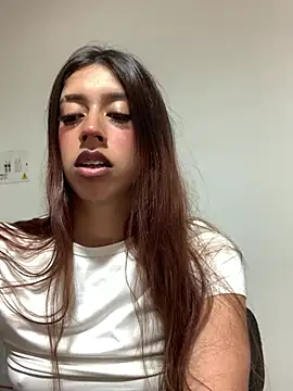 SarahFox- online show from 05/21/26, 08:39