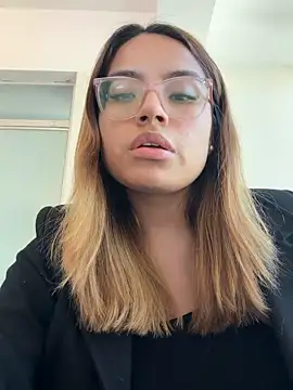 BabyCinnamon1 online show from 05/29/26, 05:52