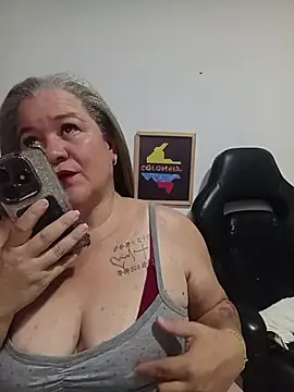 LadyPerversaXxx 69 online show from 05/25/26, 07:12