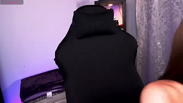 Aria Bugatti online show from 05/29/26, 02:23