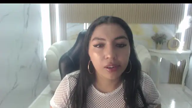 Snapshot of Alexa_s1 chatting on 06/25/26, 07:52 Alexa s1 online show from 06/25/26, 07:52
