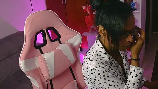 Africa sexy online show from 05/29/26, 06:58