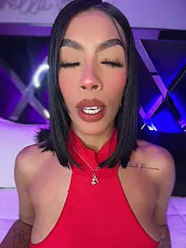 Snapshot of FiorellaBossh_ chatting on 05/29/26, 10:27 FiorellaBossh online show from 05/29/26, 10:27