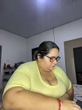 Snapshot of marianacooper1234 chatting on 06/25/26, 04:12 marianacooper1234 online show from 06/25/26, 04:12
