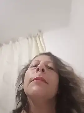 Nikki milf69 online show from 05/15/26, 05:27