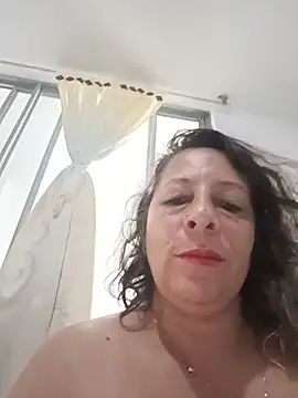 Nikki milf69 online show from 05/27/26, 06:26