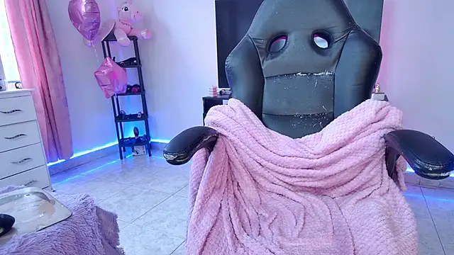 Barbie20  online show from 05/16/26, 01:32