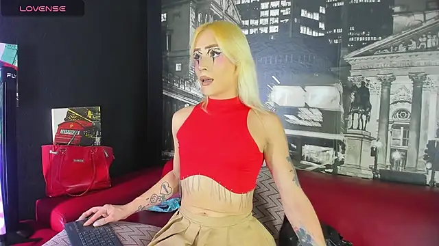 Snapshot of Domina_Diosaa chatting on 06/29/26, 02:29 Domina Diosaa online show from 06/29/26, 02:29