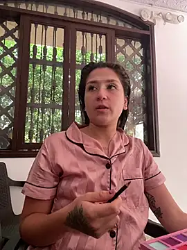 IsabelleMilan online show from 07/12/26, 08:09