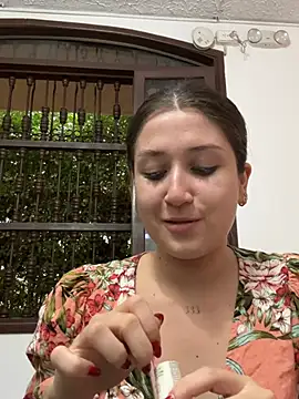 IsabelleMilan online show from 07/09/26, 10:31