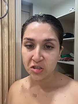 IsabelleMilan online show from 06/20/26, 08:14