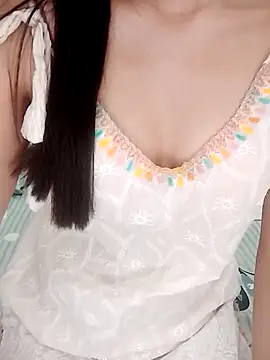 Ipho girl online show from 06/19/26, 08:25