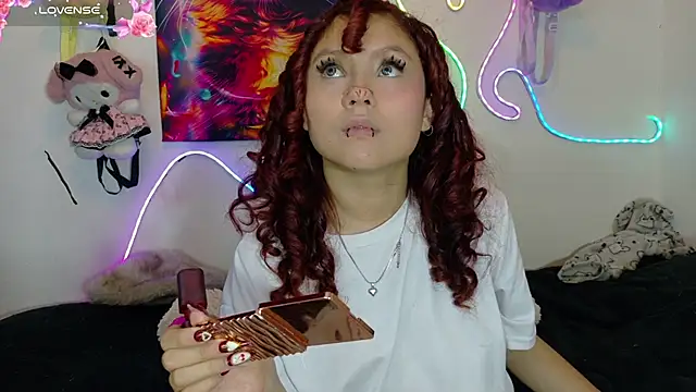 theiamoon online show from 06/12/26, 10:51