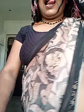Snapshot of Cut_lady234 chatting on 05/21/26, 01:14 Cut lady234 online show from 05/21/26, 01:14