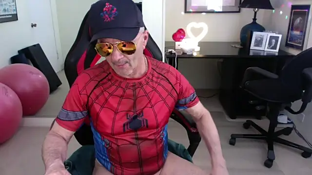 Snapshot of hotdadbod chatting on 09/29/25, 08:25 hotdadbod online show from 09/29/25, 08:25