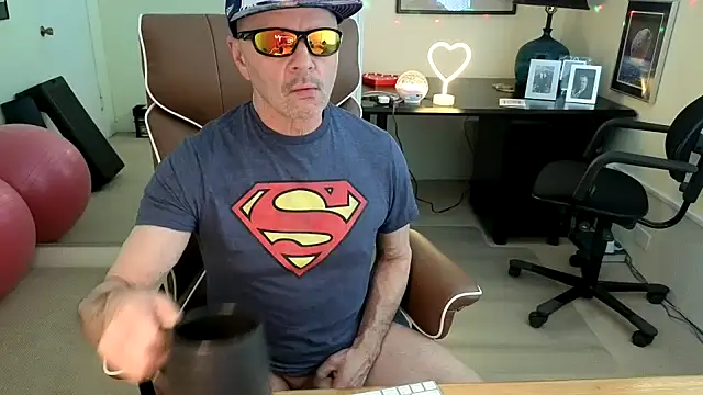 hotdadbod online show from 01/09/26, 09:33