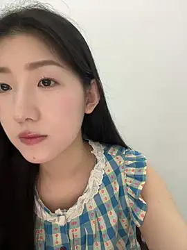 Snapshot of Mina_168 chatting on 06/04/26, 03:22 Mina 168 online show from 06/04/26, 03:22
