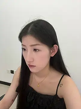 Snapshot of Mina_168 chatting on 06/28/26, 05:14 Mina 168 online show from 06/28/26, 05:14