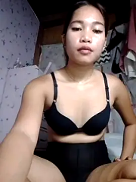 Snapshot of hottie_zaira chatting on 06/24/26, 10:36 hottie zaira online show from 06/24/26, 10:36