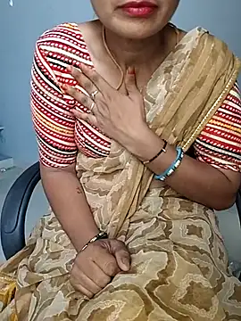 Snapshot of saina_baby chatting on 05/19/26, 03:35 saina baby online show from 05/19/26, 03:35