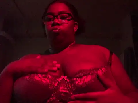 chocolateslut213 online show from 06/07/26, 01:22