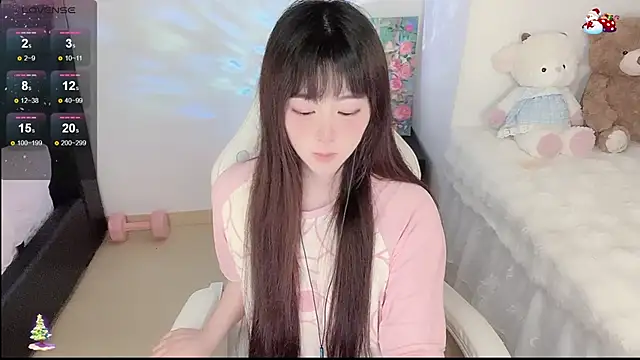 Snapshot of Mititii chatting on 05/20/26, 11:29 Mititii online show from 05/20/26, 11:29