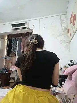 rosex-Z online show from 05/15/26, 06:22
