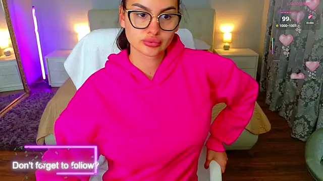 BabyyGirll  online show from 05/21/26, 07:50