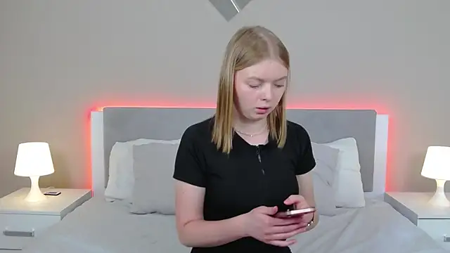MadlenMelo online show from 05/20/26, 10:12