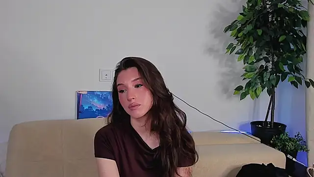MiaOtar online show from 05/27/26, 05:04