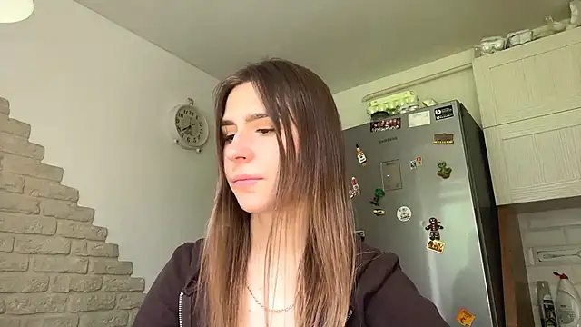 ZaraGuyette online show from 05/27/26, 12:12