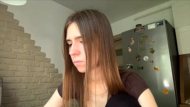 Snapshot of ZaraGuyette chatting on 07/14/26, 05:12 ZaraGuyette online show from 07/14/26, 05:12