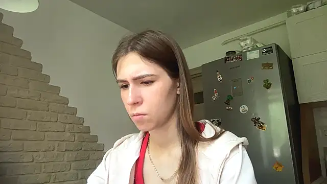 Snapshot of ZaraGuyette chatting on 06/03/26, 04:13 ZaraGuyette online show from 06/03/26, 04:13