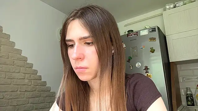 ZaraGuyette online show from 05/12/26, 01:50
