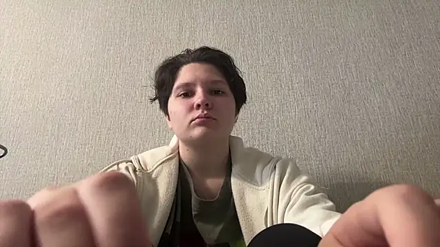 LizCumens online show from 05/25/26, 12:43