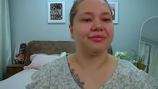 DianaKristol online show from 05/19/26, 06:31