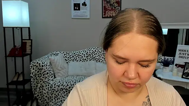 DianaKristol online show from 05/18/26, 04:07
