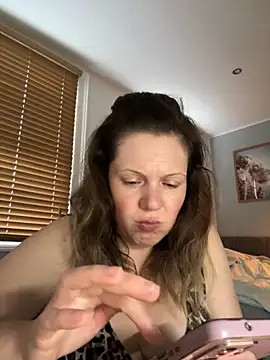 anabellefetish1 online show from 05/18/26, 06:56