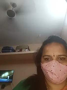 pirainilla online show from 06/30/26, 04:51
