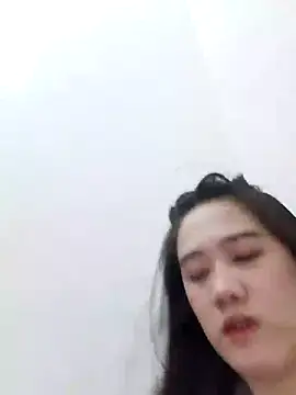 sweetmiyukiki online show from 06/24/26, 12:04
