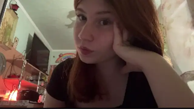EmmaLovelyBB online show from 05/13/26, 07:43